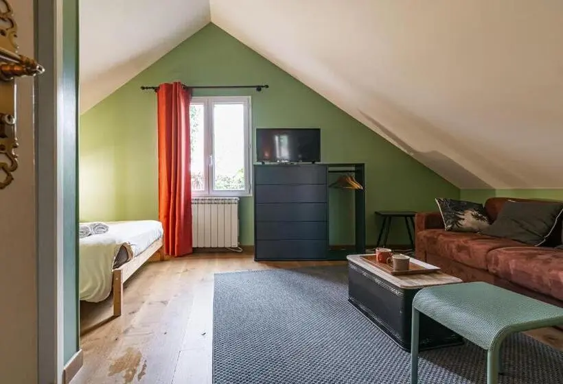 Economy-huone, B&b Des Marcs D Or