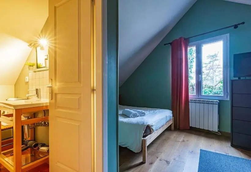 Economy-huone, B&b Des Marcs D Or