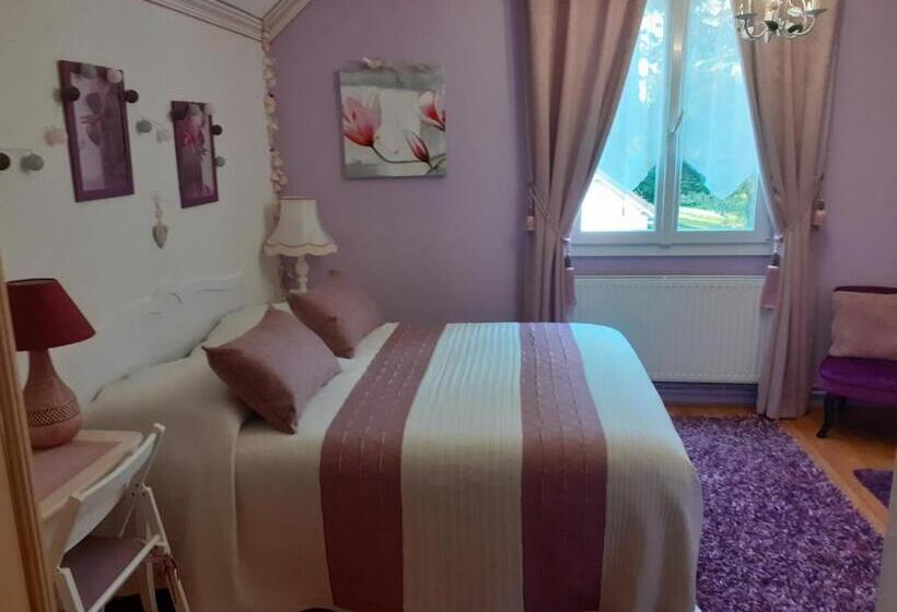 Трехместный Номер Стандарт Вид на Сад, Le Point Du Jour