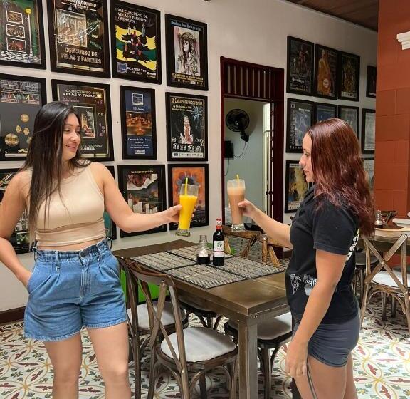 Семейный Номер, Faroles De Quimbaya