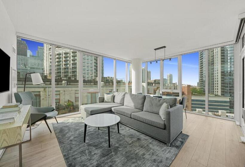 סוויטת דלוקס 2 חדרים, Level Chicago River North