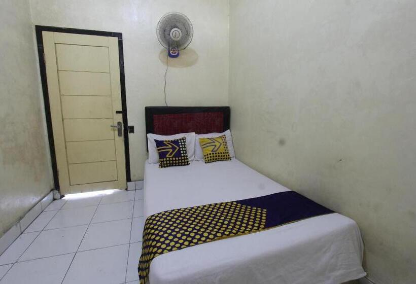 חדר סטנדרט, Oyo Life 93260 Bale Kosan