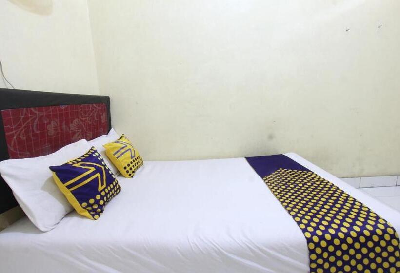 חדר סטנדרט, Oyo Life 93260 Bale Kosan