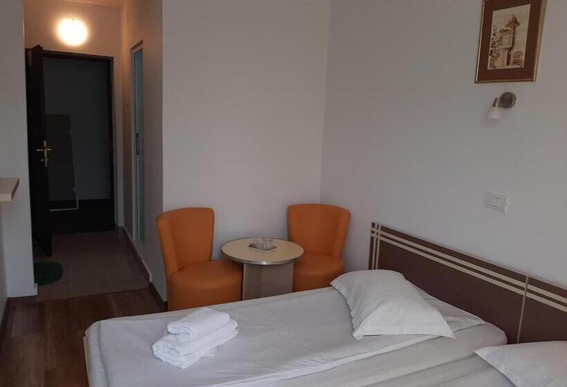 חדר סטנדרט, Pescarus