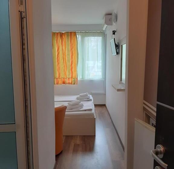 חדר סטנדרט, Pescarus