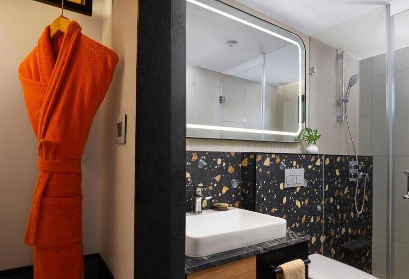 Deluxe Szoba Kind Size Bed, Hyatt Ronil Goa A Jdv By Hyatt