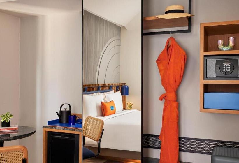 Deluxe Szoba Kind Size Bed, Hyatt Ronil Goa A Jdv By Hyatt