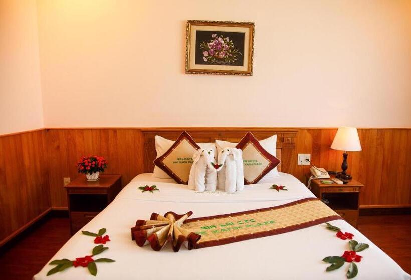 اتاق لوکس, Tre Xanh