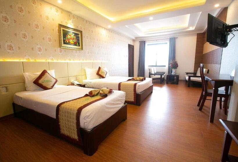 اتاق استاندارد سه نفره, Tre Xanh