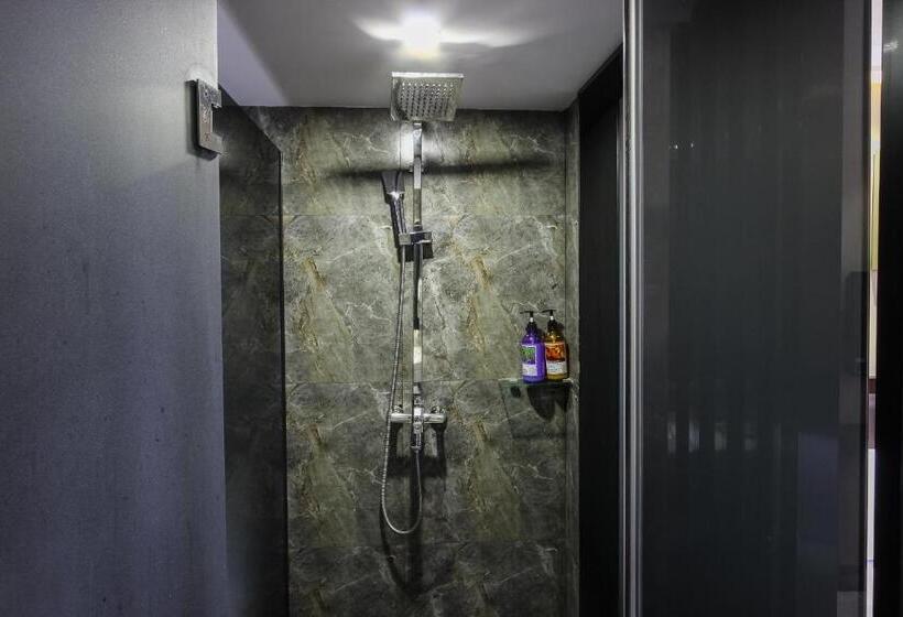 חדר קלאסי מיטת קינג סייז, Warmyes Business