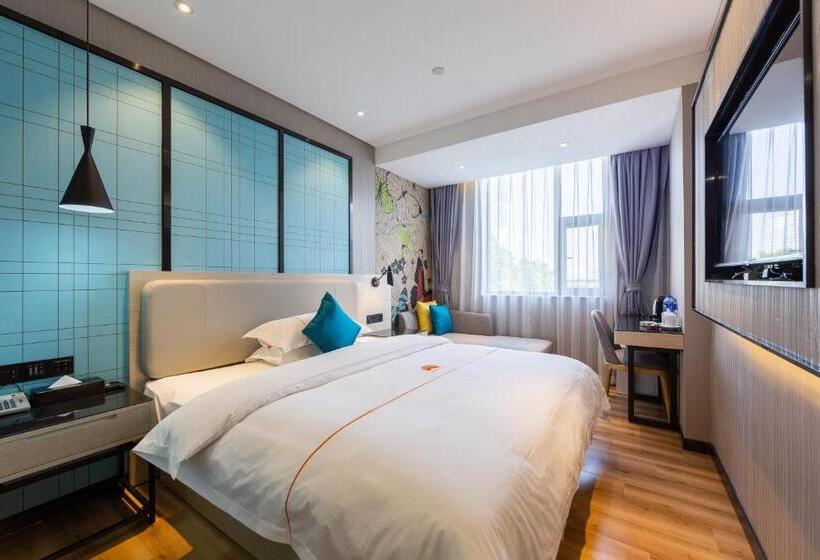 חדר סטנדרט, Warmyes Business