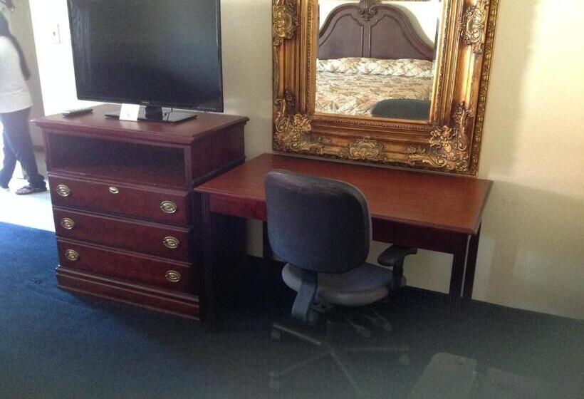 חדר סטנדרט עם מיטת קינג, Summit Inn   Dayton