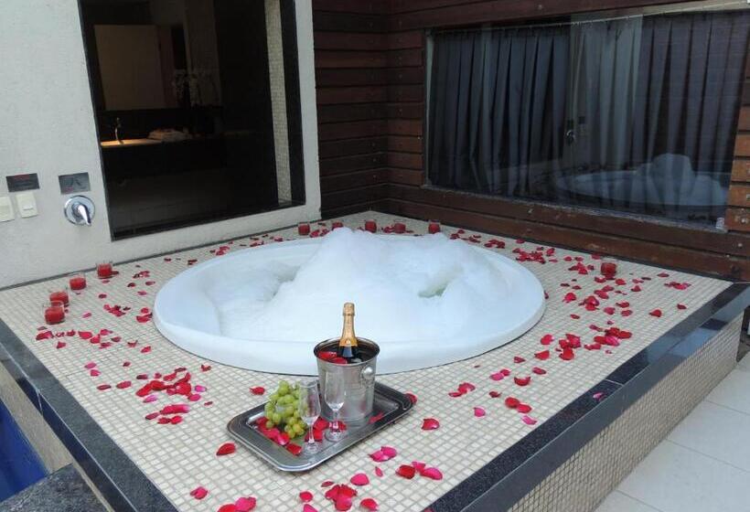 套房配有游泳池, Palace Fortaleza Centro De Eventos Motel