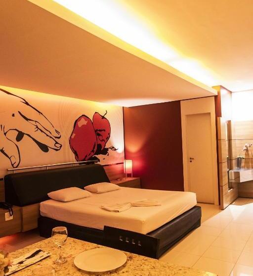 套房配有游泳池, Palace Fortaleza Centro De Eventos Motel