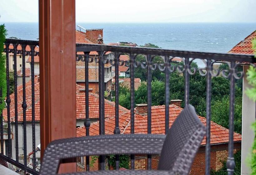 Апартаменты 1 Спальня с Террасой, Dimitur Jekov Guest House