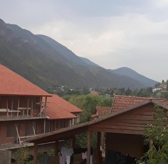 اتاق استاندارد سه تخته با سرویس بهداشتی مشترک, Guesthouse David