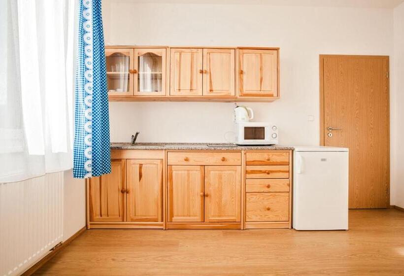 Superior suite mountain view, Penzion Kozel Herlíkovice Krkonoše