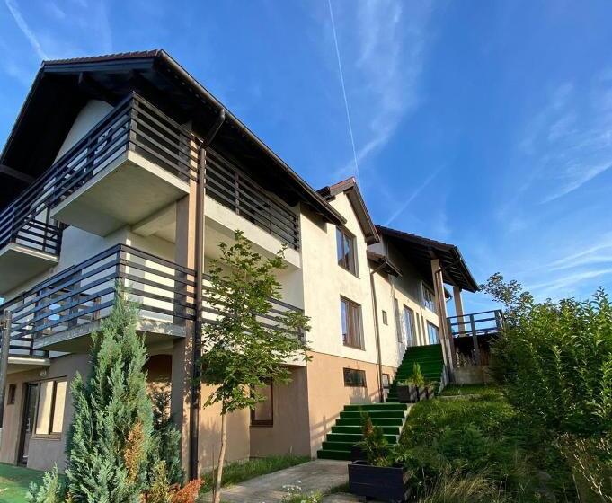 וילה בת חדר שינה 1, Pensiunea Grandor