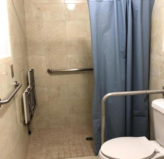 适合残疾人使用的标准间, Ramona Motel