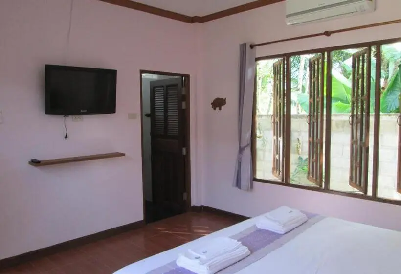 Superior Room with Terrace, Asiana House