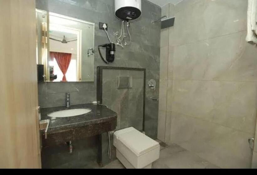 Номер Superior Кровать Кинг, Airport Hotel De Rosewood