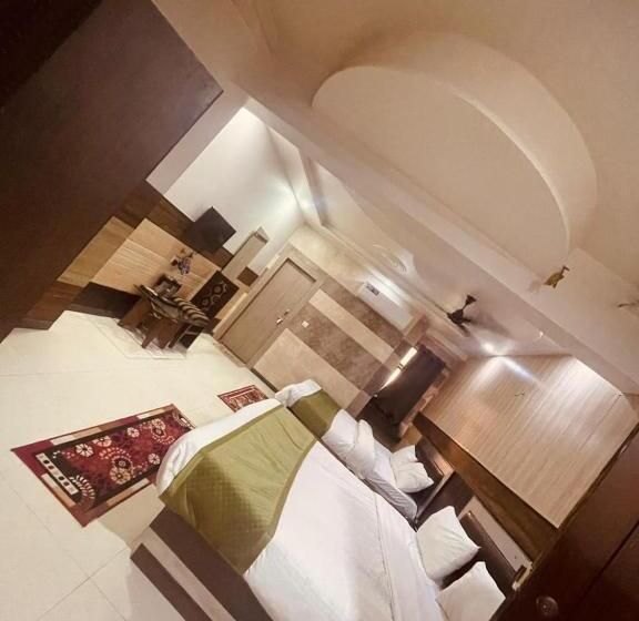 Perhehuone, Alpine By The Golden Taj Group And Hotels