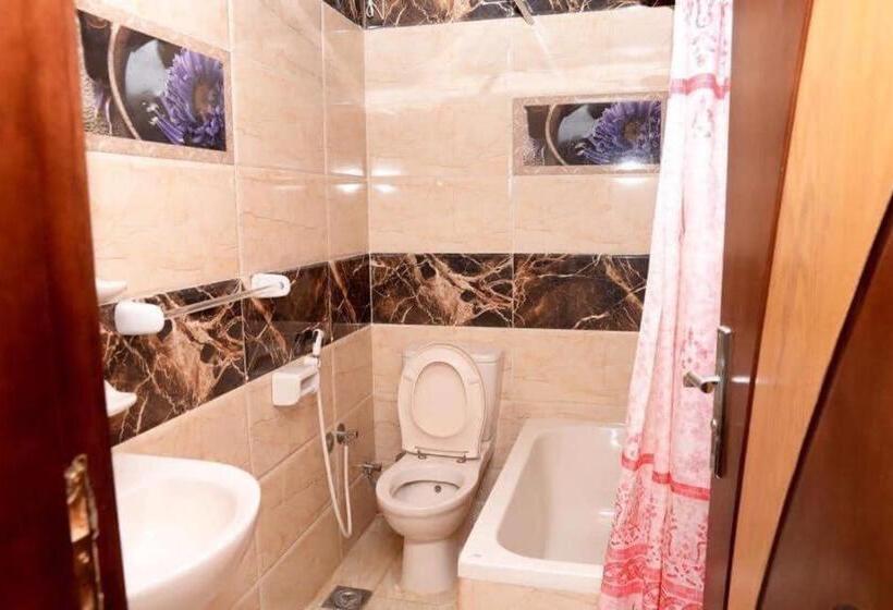 اتاق استاندارد, Salvatore Room With Breakfast Behind Asyut Train Station