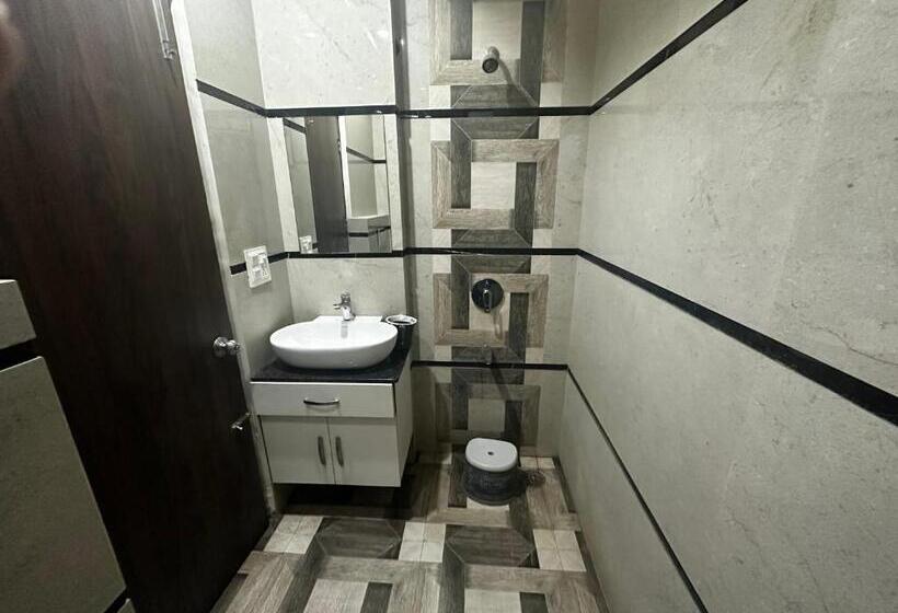 غرفة قياسية, Sunshine