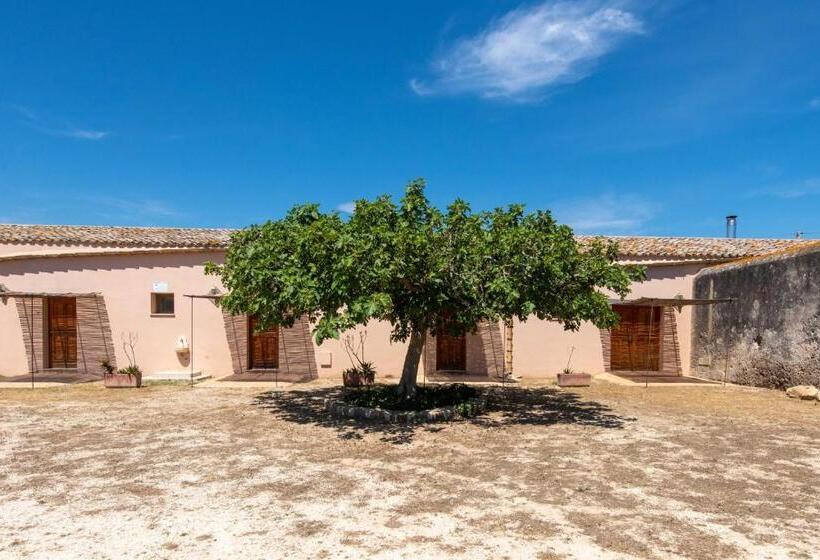 חדר סטנדרט לארבעה, Maragani Beach Rooms & Breakfast