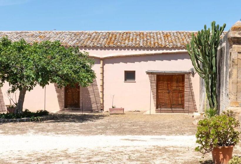 חדר סטנדרט לארבעה, Maragani Beach Rooms & Breakfast