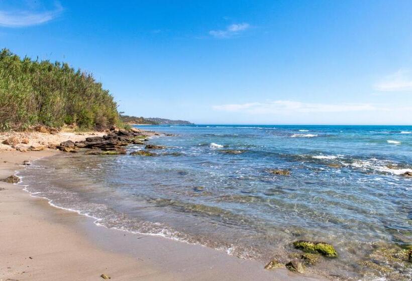 חדר סטנדרט לארבעה, Maragani Beach Rooms & Breakfast