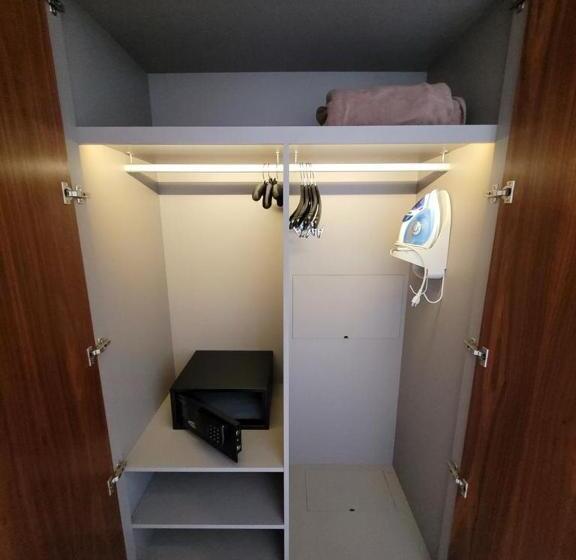 سوییت, Nacional Apart Lux