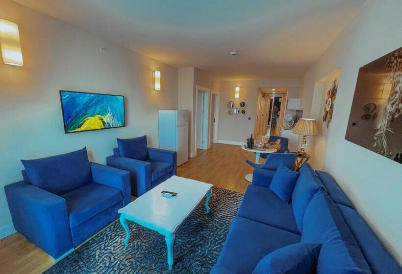 آپارتمان 1 خوابه با چشم‌انداز دریا, Batumi Floor40