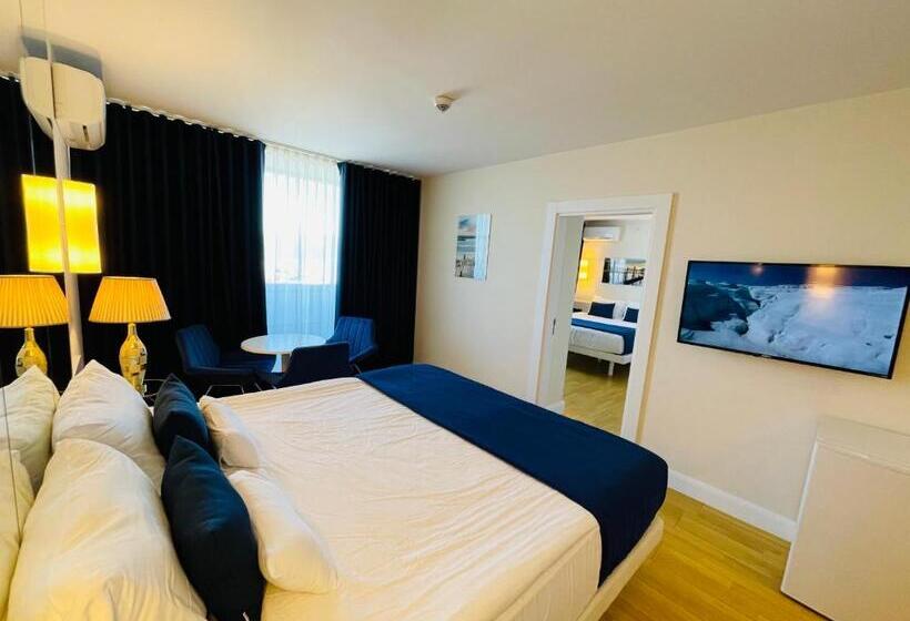 سوییت خانوادگی, Batumi Floor40