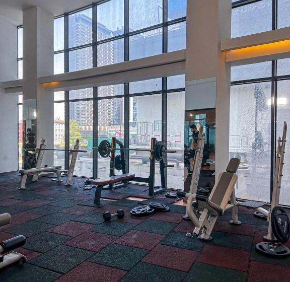 آپارتمان 1 خوابه با چشم‌انداز دریا, Batumi Floor40