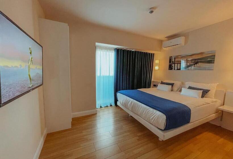 آپارتمان 1 خوابه با چشم‌انداز دریا, Batumi Floor40