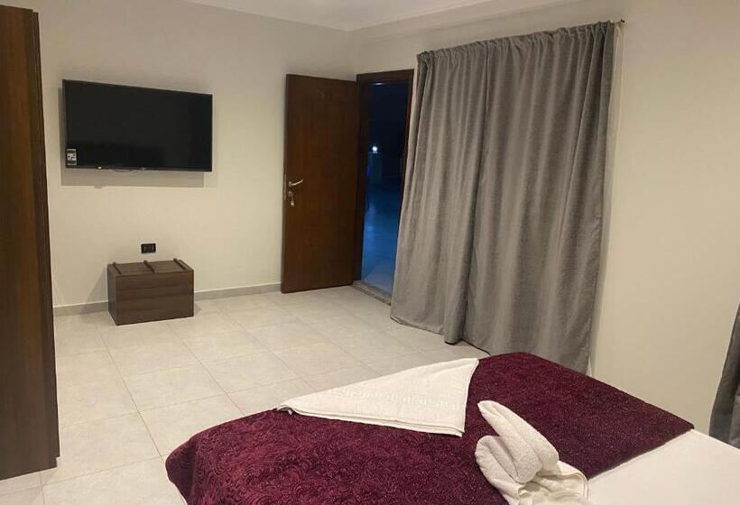 اتاق استاندارد با چشمانداز کوهستان, Sphinx And Pyramids Inn