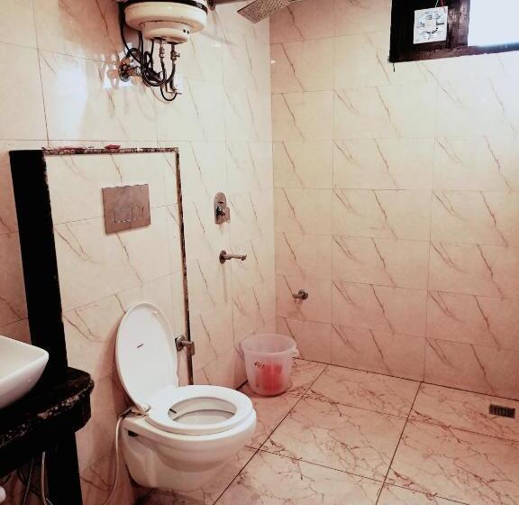 اتاق استاندارد, Tej View Near Igi Airport T3