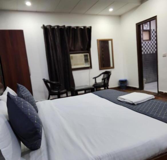 اتاق استاندارد, Tej View Near Igi Airport T3