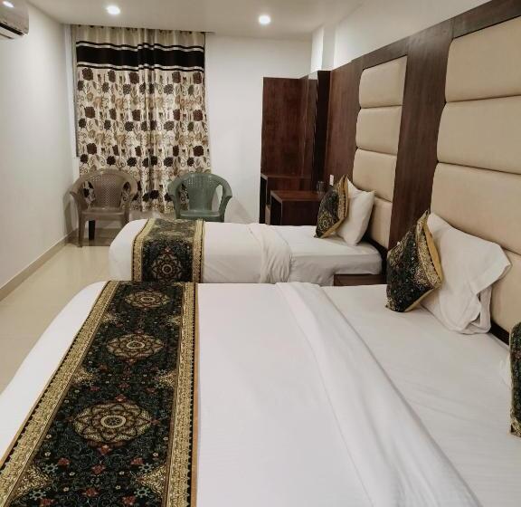 اتاق سوپریور, Tej View Near Igi Airport T3