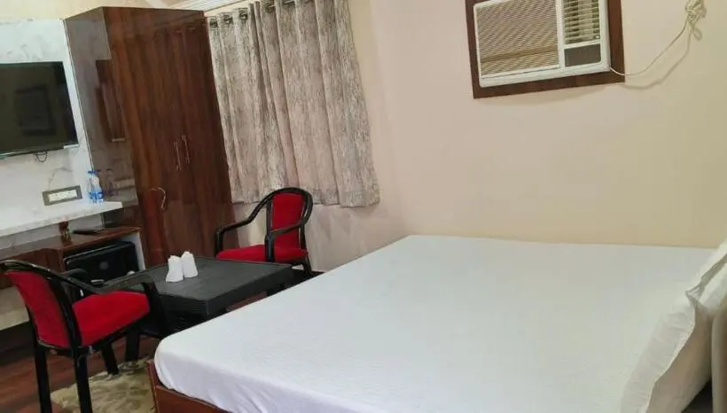 Deluxe-huone Parveke, New Mouchak Hotel & Resorts
