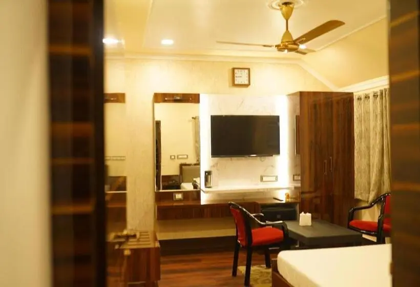 Deluxe-huone Parveke, New Mouchak Hotel & Resorts