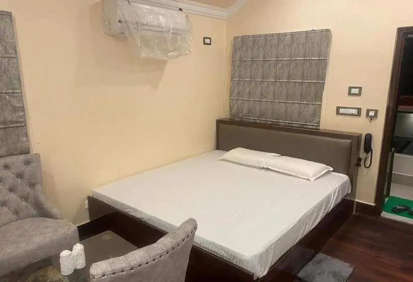 Deluxe-huone King-vuode, New Mouchak Hotel & Resorts