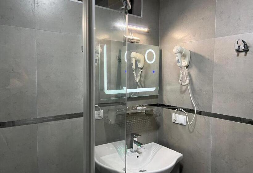 اتاق استاندارد با وان آب گرم, Kent Hotel & Restaurant Kent Beach