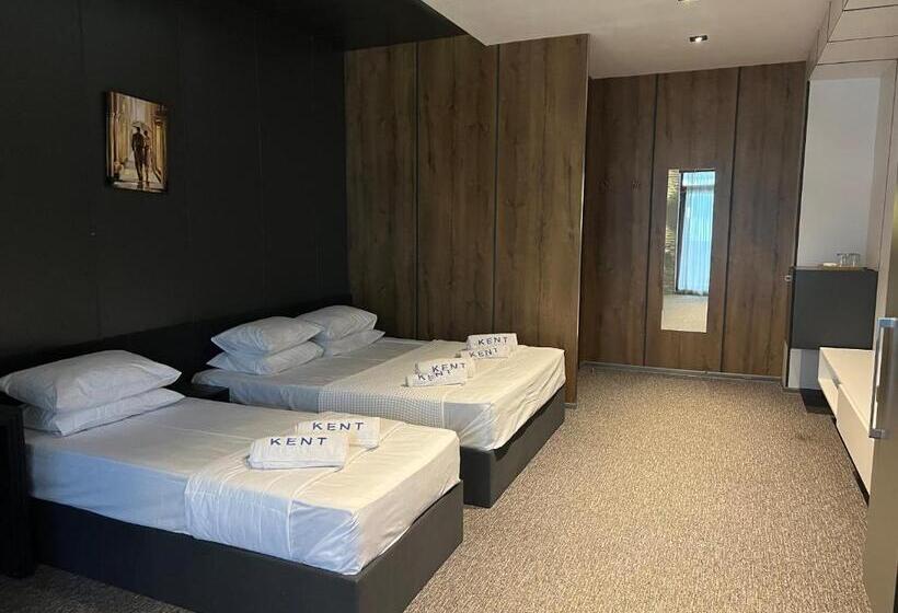 اتاق استاندارد سه تخته با بالکن, Kent Hotel & Restaurant Kent Beach