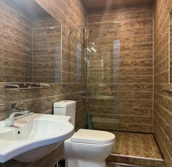 اتاق کلاسیک سه تخته, Kent Hotel & Restaurant Kent Beach