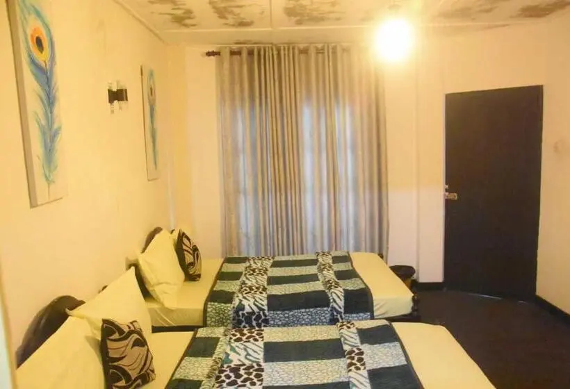 اتاق خانوادگی, Nuwaraeliya Kings Court
