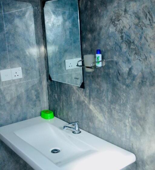 חדר דלוקס עם מרפסת, Renaissance Villa Bentota