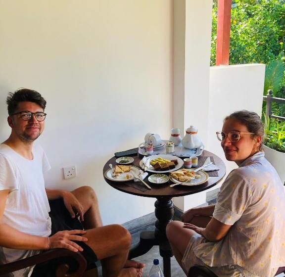 חדר דלוקס עם מרפסת, Renaissance Villa Bentota