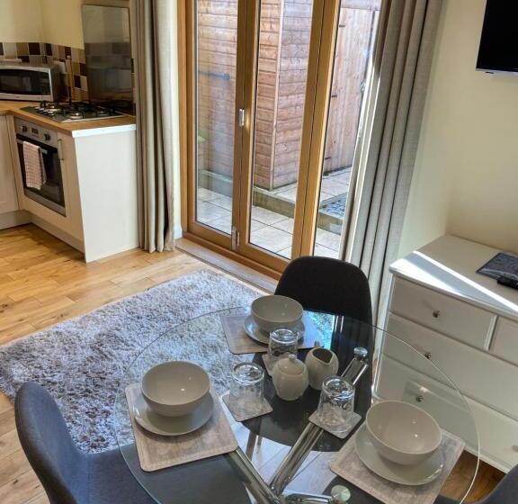 Quarto Triplo Estandar, Ashton Gate Mews